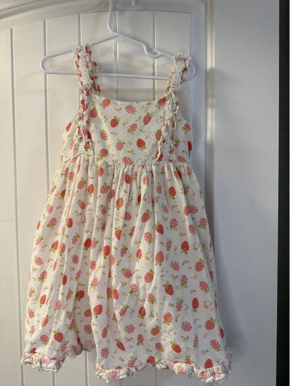 Girls Dress – Strawberry Print
